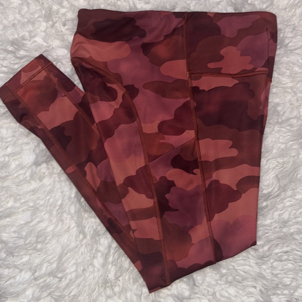 Athleta Ultimate Stash Pink Camo Printed 7/8 Tight, Size S - Picture 5 of 16